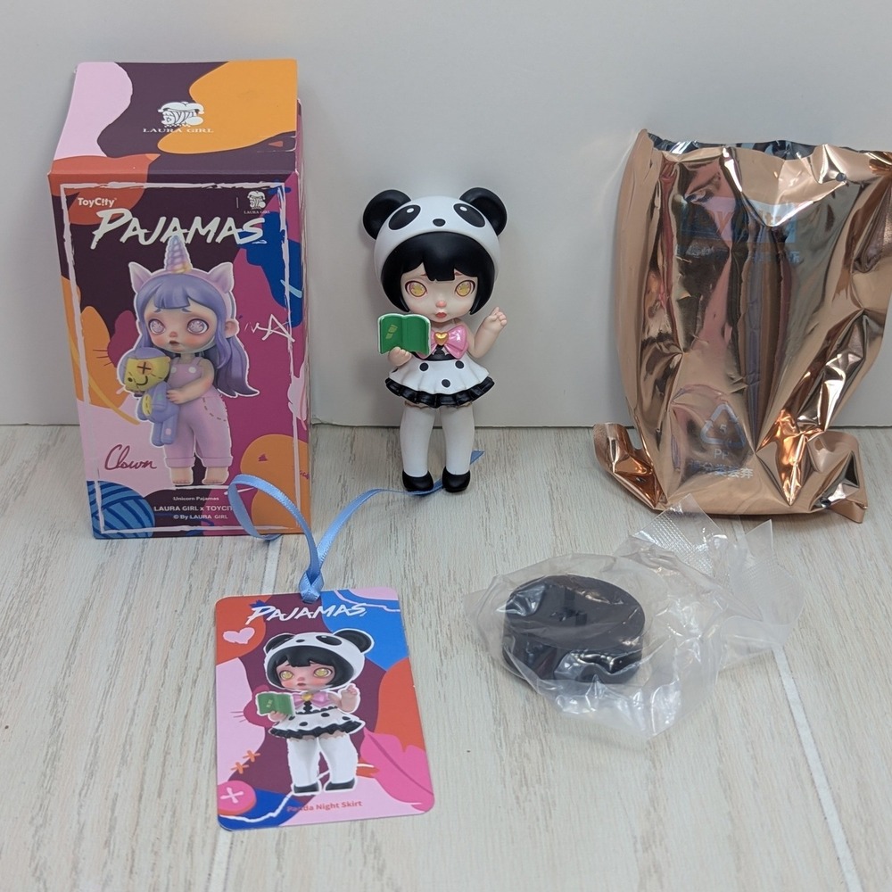 ToyCity Laura Pajamas Party Panda Night Skirt Figure Black White Blind Box